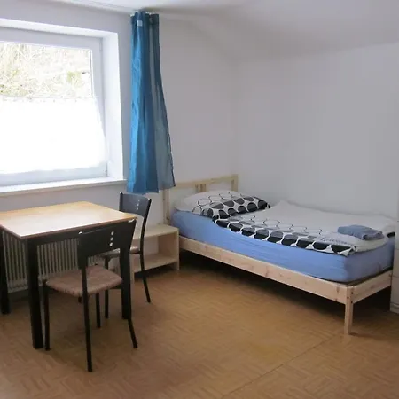 Am Muhlenweg Apartment *
